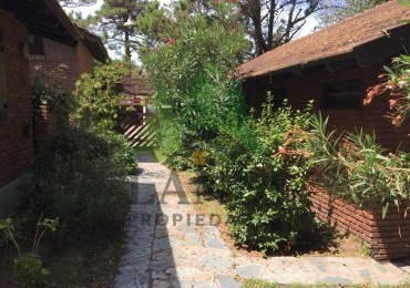 Alquiler -  Chalet en Villa Escondida - Villa Gesell -  Semana $700.000.-